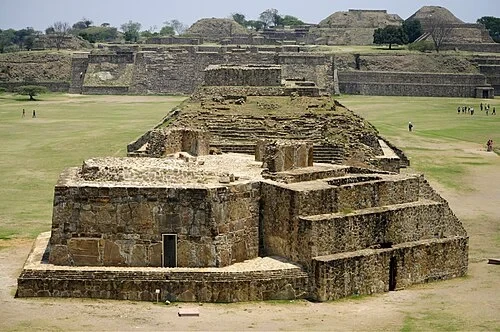 The Arrowhead Structure