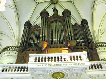 The Choir and the Merklin-Schütze Organ