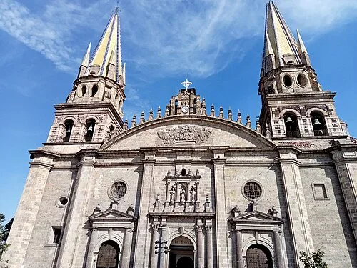 The Renaissance Facade and the Fire of 1574