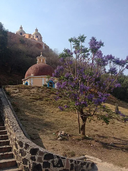 منحدر الجبل البشري الصنع