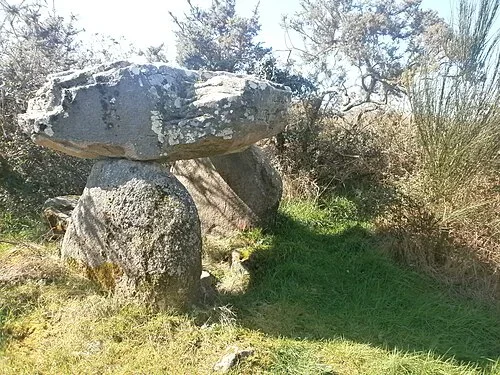 Dolmen de Roch-Vihan