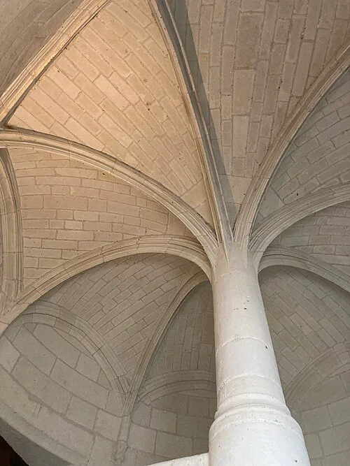 The Palm-Tree Vault