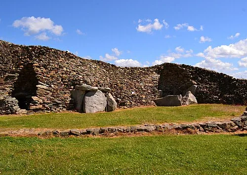The Quarry Cutaway: How Barnenez Nearly Died