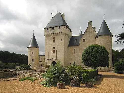 The Fortress and the Working Drawbridge